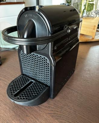 Macchina del caffe Nespresso Inissa