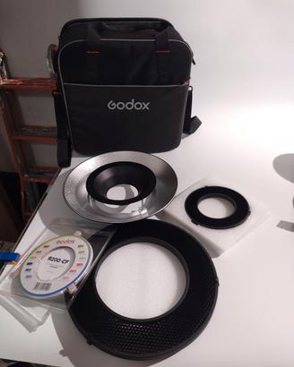 Ring Flash Godox R200 + borsa e accessori vari 