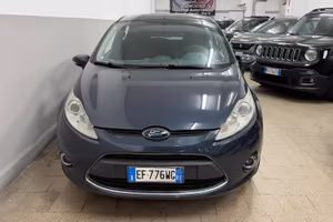 Ford Fiesta 1.4 16V 5p. Bz.- GPL Titanium Bs. 2011