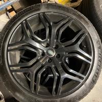 Cerchi in Lega e gomme Discovery Sport