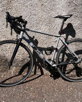 Bici da corsa/gravel Triban