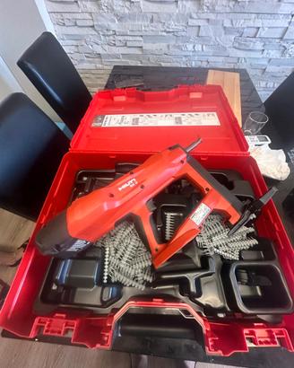Inchiodatrice Hilti