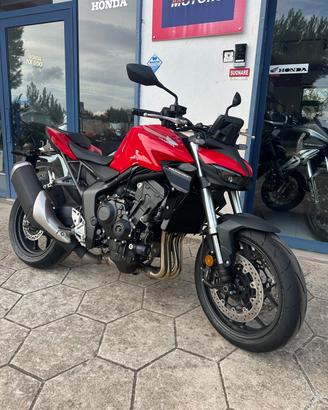 Honda Hornet In HFP MOTORS MONOPOLI 1000