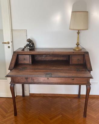Scrittoio secrétaire in legno del 700