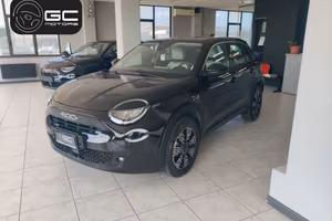Fiat 600 Hybrid 100 CV DCT MHEV