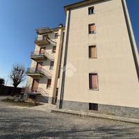 3 LOCALI A LENTATE SUL SEVESO