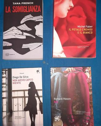 Libri in edizione Einaudi Super ET