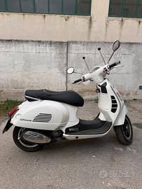 Vespa GTS Super 300