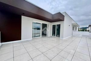 4 LOCALI A MONTEGROTTO TERME