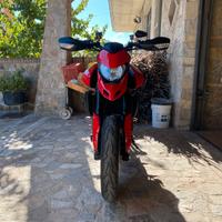 Ducati hypermotard 950