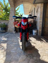 Ducati hypermotard 950