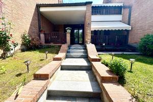 VILLA A SCHIERA A BUTTIGLIERA ALTA