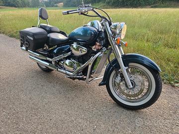 Suzuki intruder 