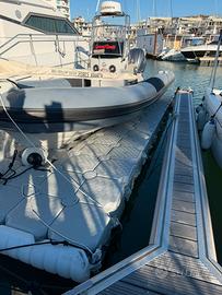 Piattaforma alaggio gommone barca