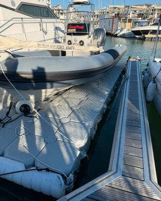Piattaforma alaggio gommone barca