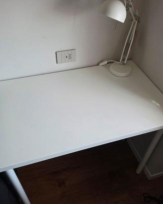 Scrivania bianca IKEA LINNMON/ADILS