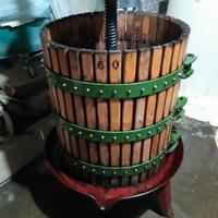 Torchio per vino 60 cm uva pressa