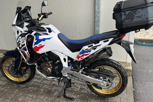 Honda Africa Twin ADV 2024 DCT