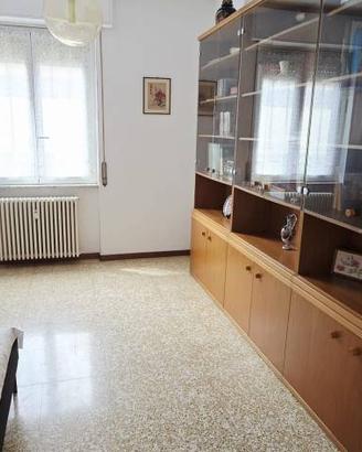 Stanza in appartamento di 60 m² a Milano