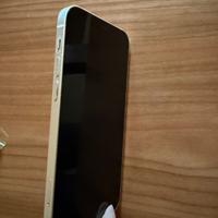 iPhone  12