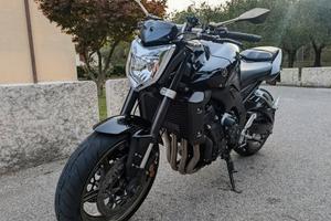 Yamaha FZ1 