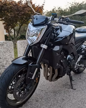 Yamaha FZ1 