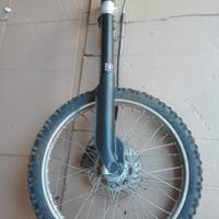 avantreno. cerchio ruota forcella Aprilia rx 50
