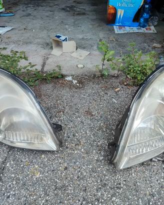 Fanali anteriori Suzuki Swift Sport 2009 – coppia 