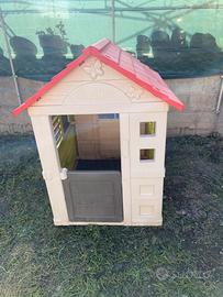 casa e scivolo bimbi