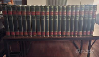 Grande Enciclopedia De Agostino 1977.  20 volumi