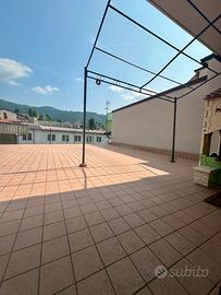 Quadrilocale con terrazza + magazzino/box 150mq