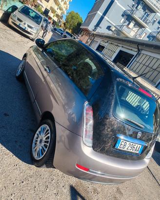 Lancia Y Diva Uniproprietario