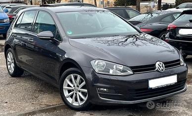 VOLKSWAGEN Golf 7ª serie - 2015