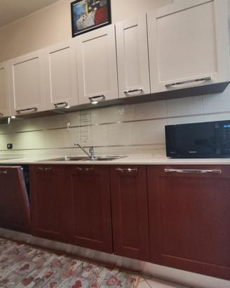 Cucina Lube Legno+Quarzo 5,78m Scomp.