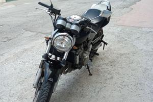 Moto Honda Hornet