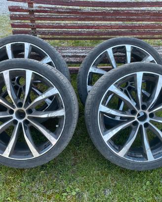 Gomme/cerchioni audi a 4 b 9 19 pollici
