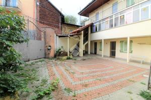 CASA SEMINDIPENDENTE A BORGOFRANCO D'IVREA
