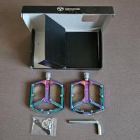 Pedali Gewace GE324 CNC oil slick 9/16 – nuovi