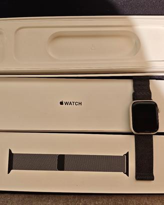 Apple Watch series 7 45mm maglia milanese Apple 