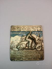 Vespa piaggio placca giornata della Vespa 6/5/1951