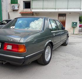 auto BMW 745 IA