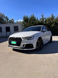 AUDI RS3