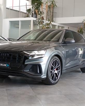 Audi Q8 55 3.0 tfsi mhev Sport quattro tiptronic