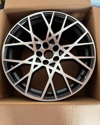 Cerchi in lega Audi RS3 8Y originali