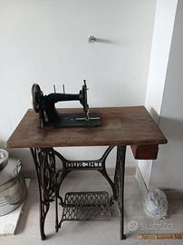 Macchina da cucire vintage