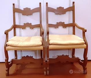 Due Poltrone trono padronale in rovere imbottite