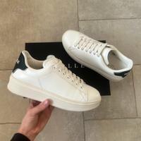 Sneakers addict Gaelle Paris