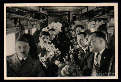 FOTO ADOLF HITLER IN AEREO FESTEGGIA COMPLEANNO 32