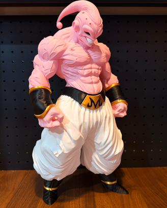 Majin buu statuetta