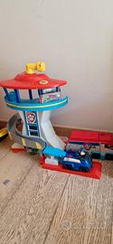 torre paw patrol e autobus